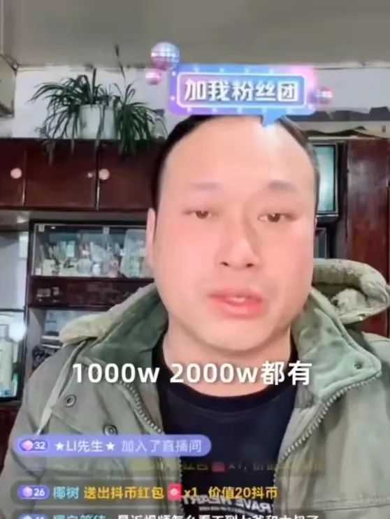 恒大外援(张同学拒绝2000万签约；恒大董事会迎来“外援”丨邦早报)